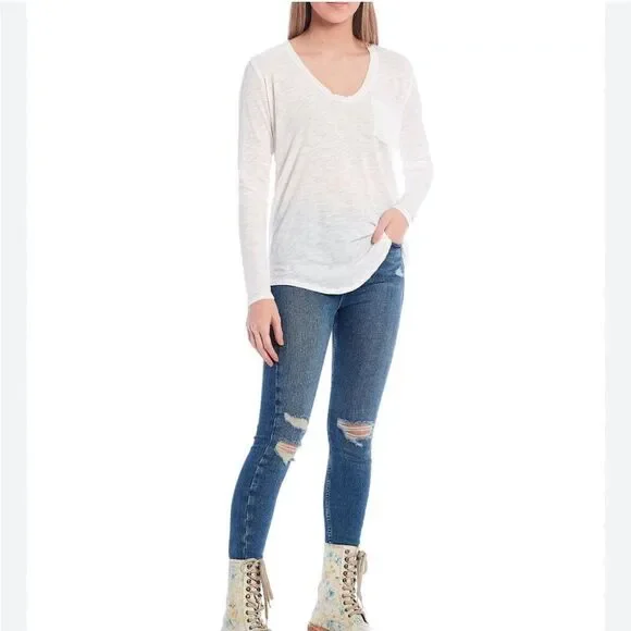 NEW We the free Betty white tunic Tshirt with pocket - Picture 3 of 7